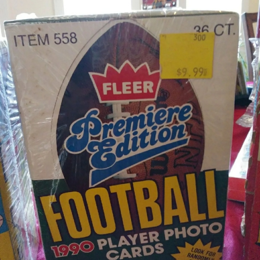 FLEER FOOTBALL CARDS